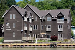 The Inn On The Harbour &#038; Little Inn